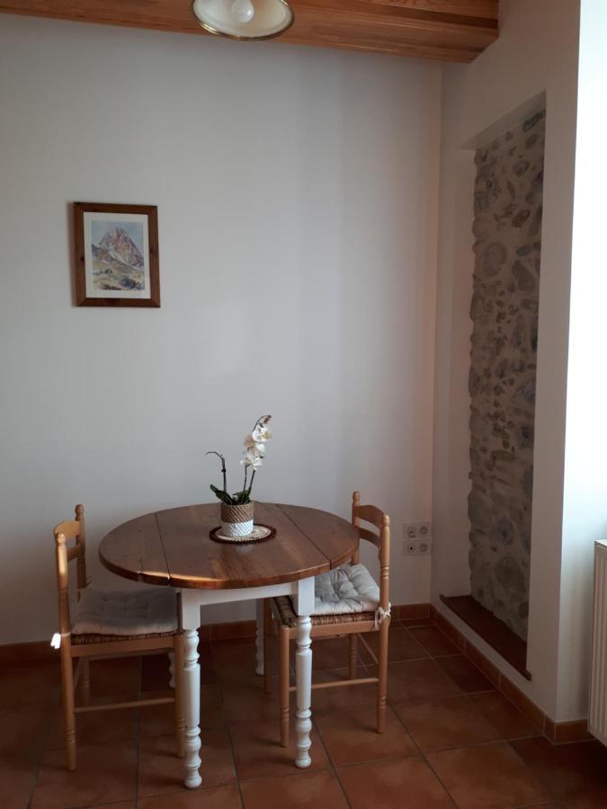 Bel Appartement Renove Dans Maison Bigourdane Pouzac Экстерьер фото